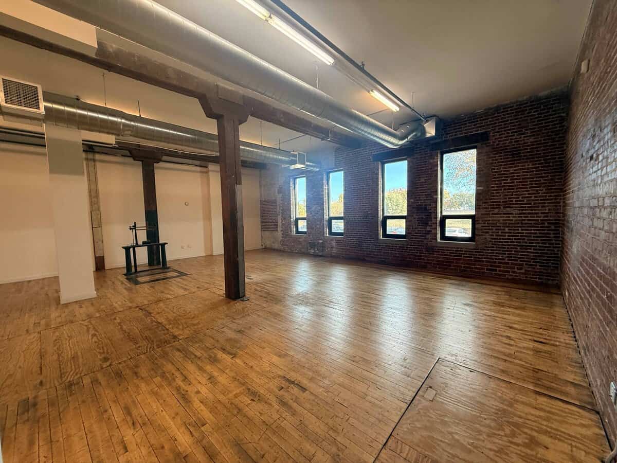 520 S Commerce Wichita KS 67202