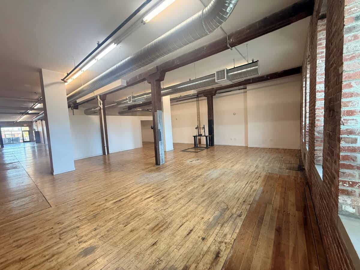520 S Commerce Wichita KS 67202