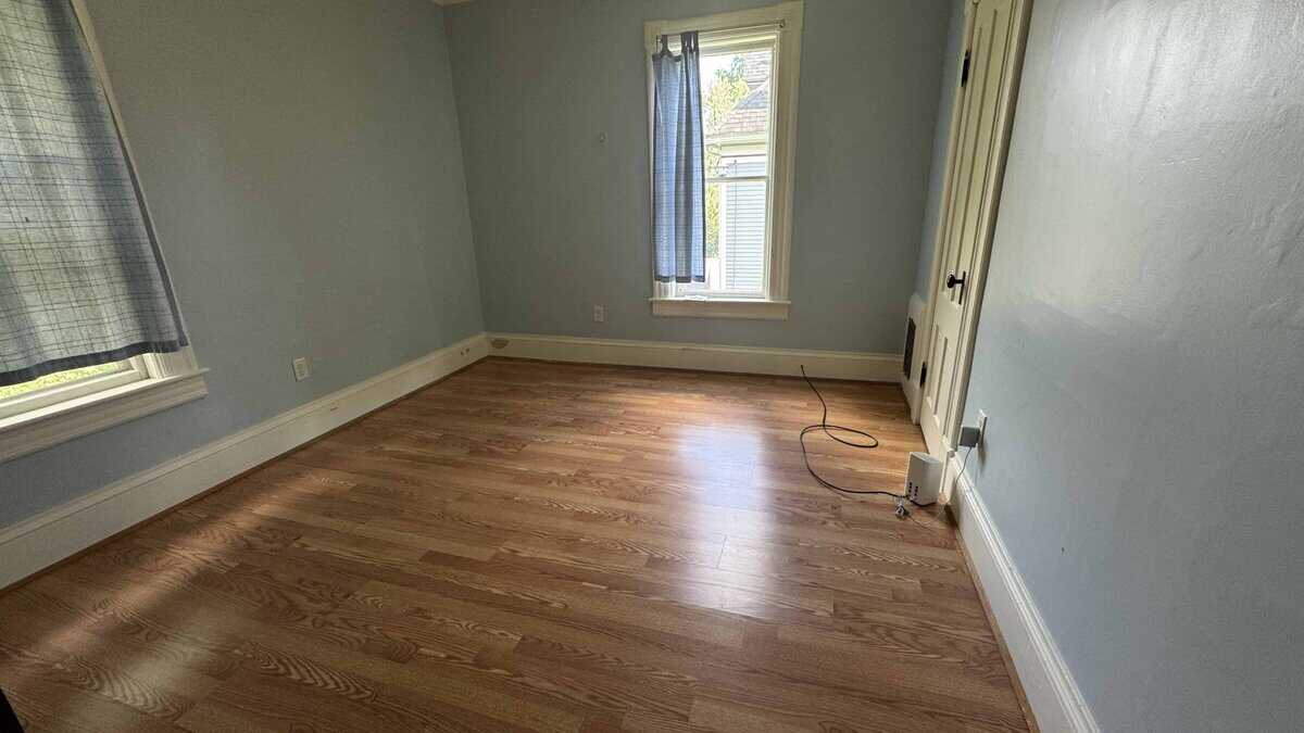 Holyoke MA 01040