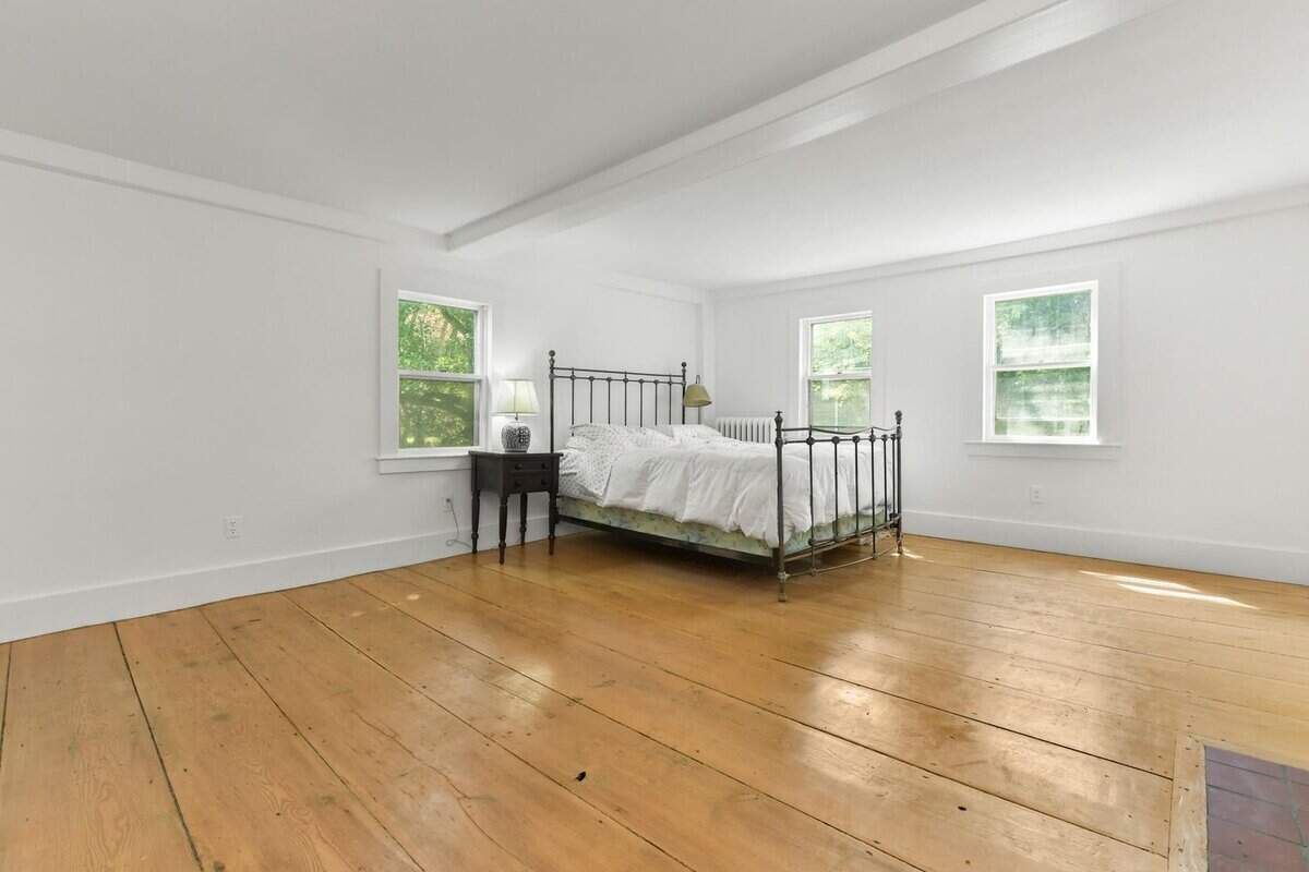 10 Reiling Pond Road Lincoln MA 01773