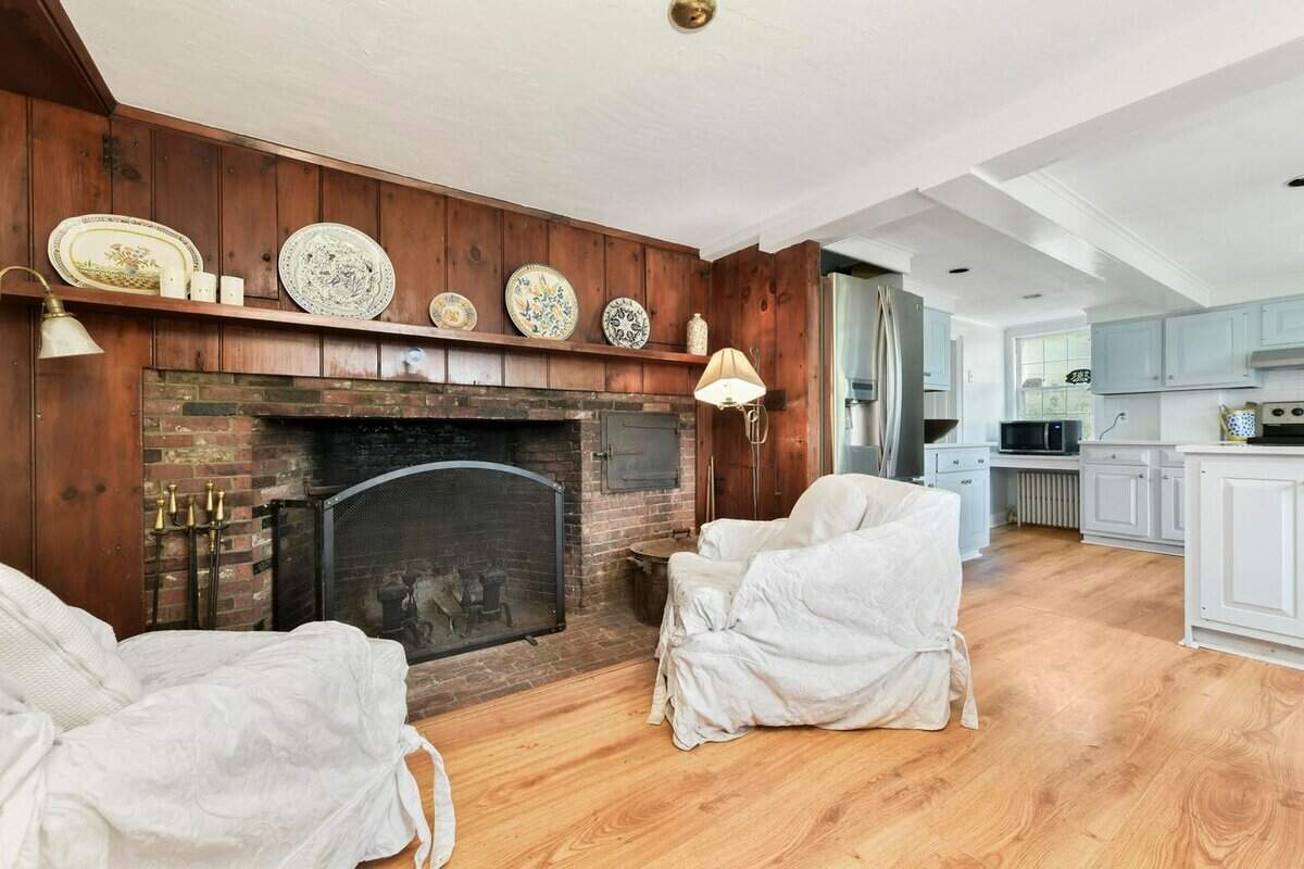 10 Reiling Pond Road Lincoln MA 01773