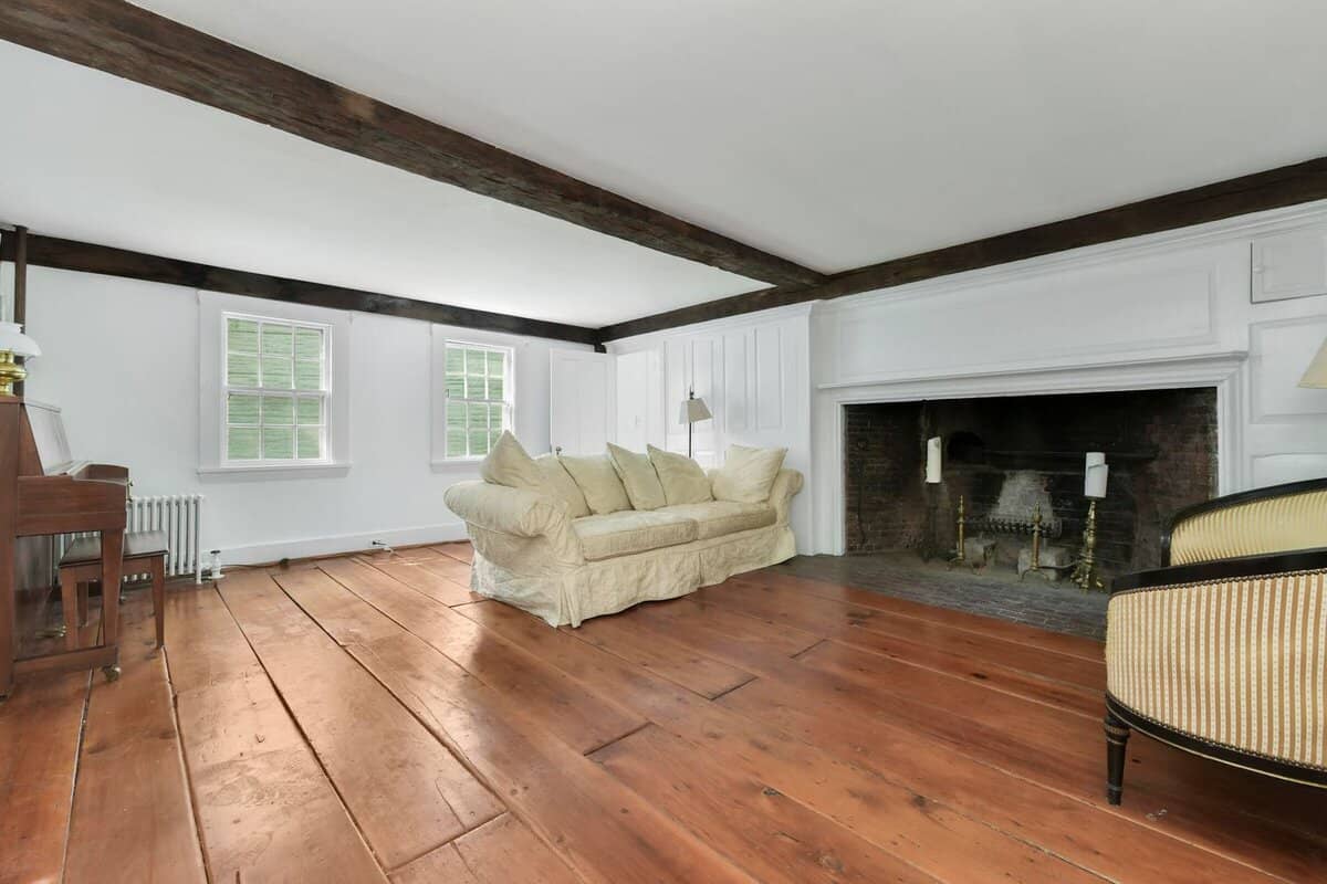 10 Reiling Pond Road Lincoln MA 01773