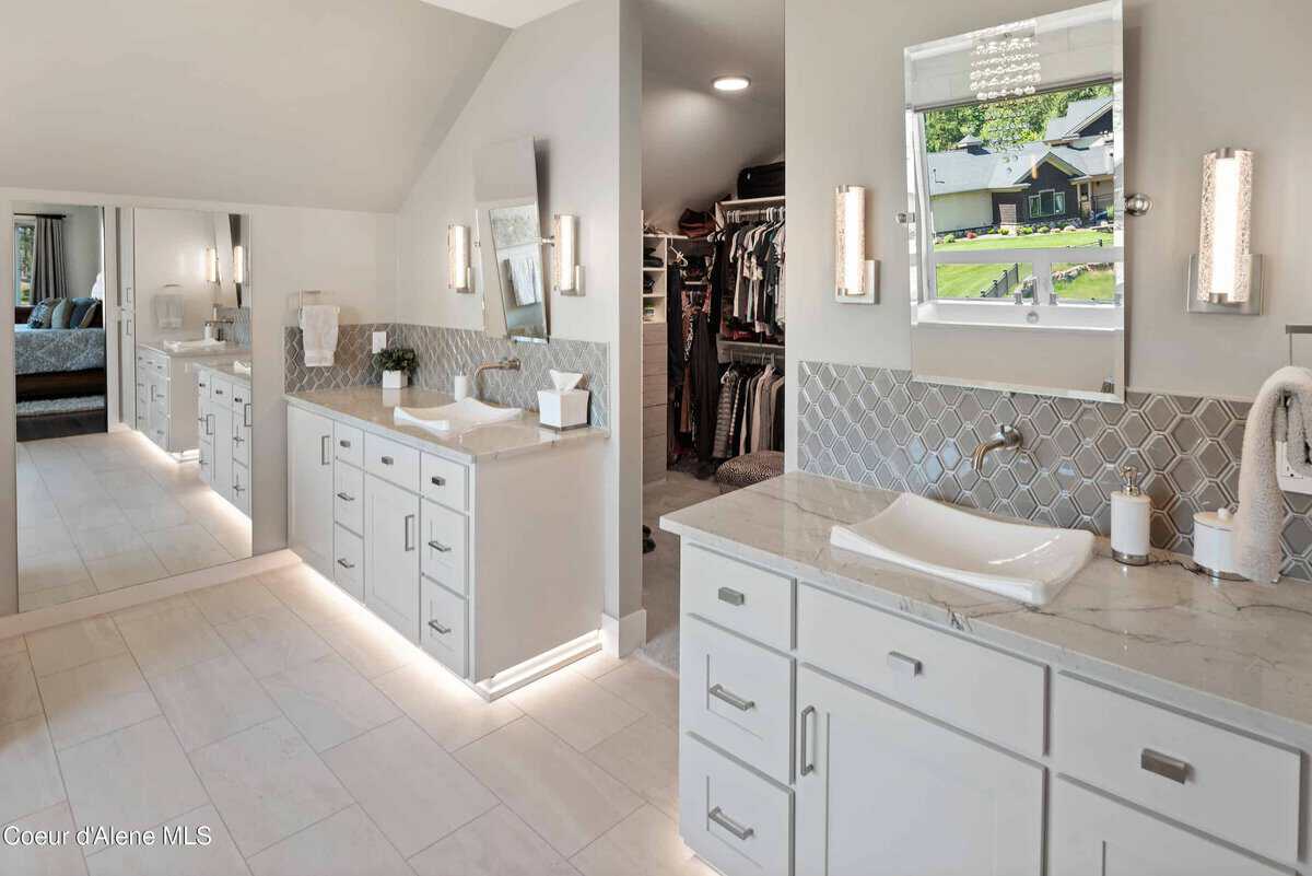 518 S Hidden Island Lane Coeur d Alene ID 83814