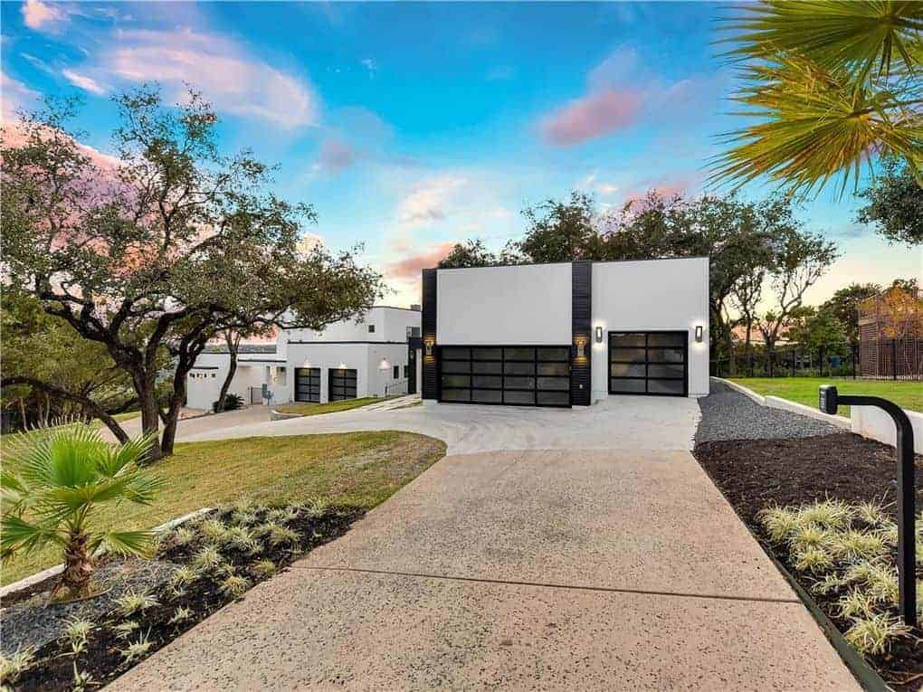 6307 W Courtyard Drive Austin TX 78730