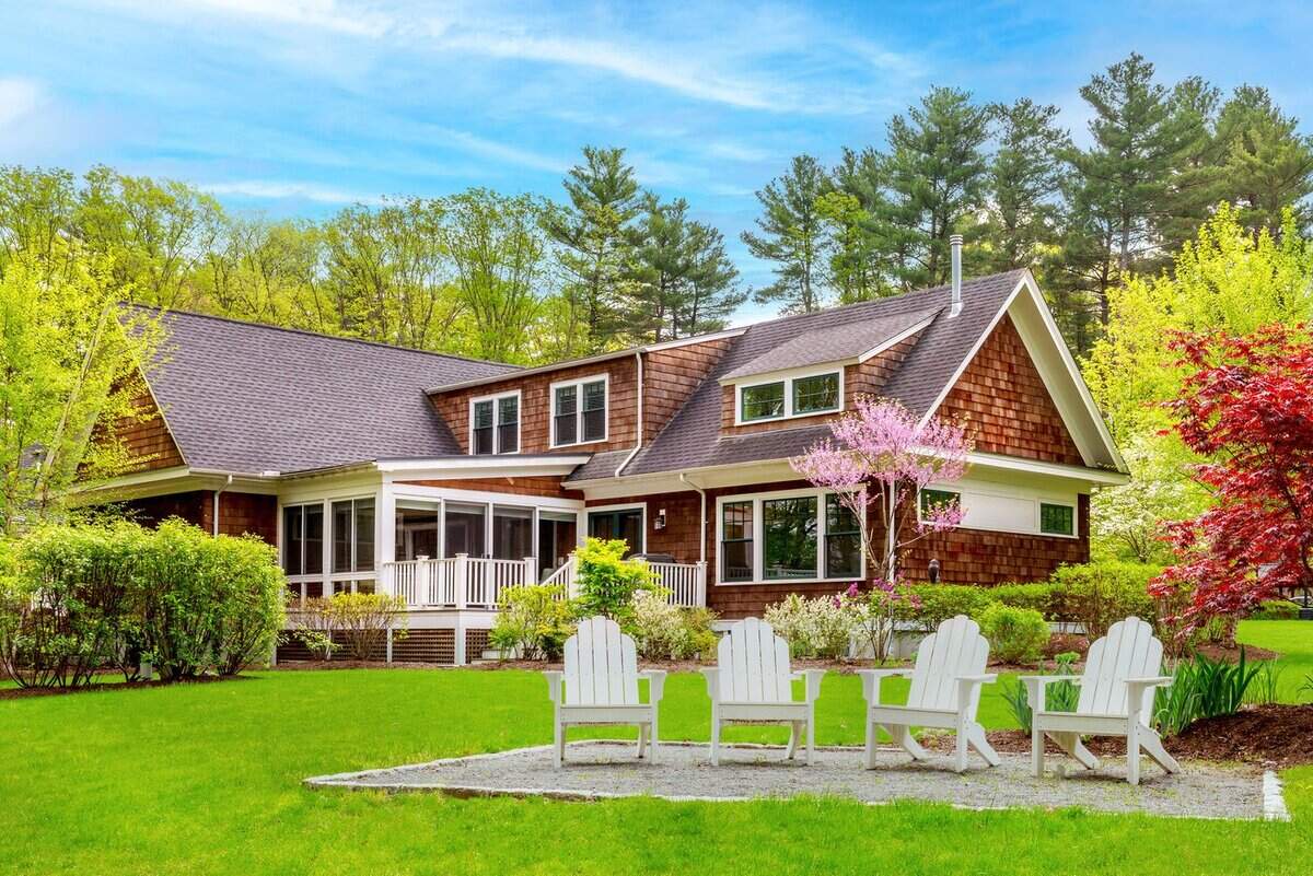 37 Cottage Circle Dedham MA 02026