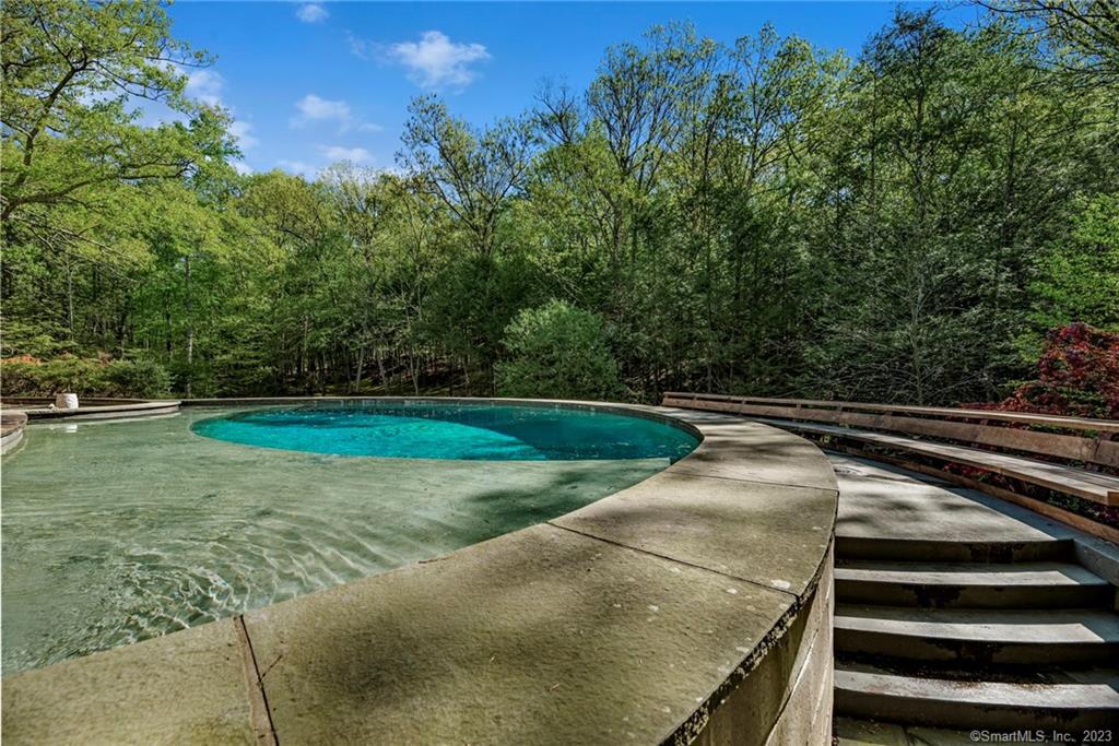 432 Frogtown Road New Canaan CT 06840