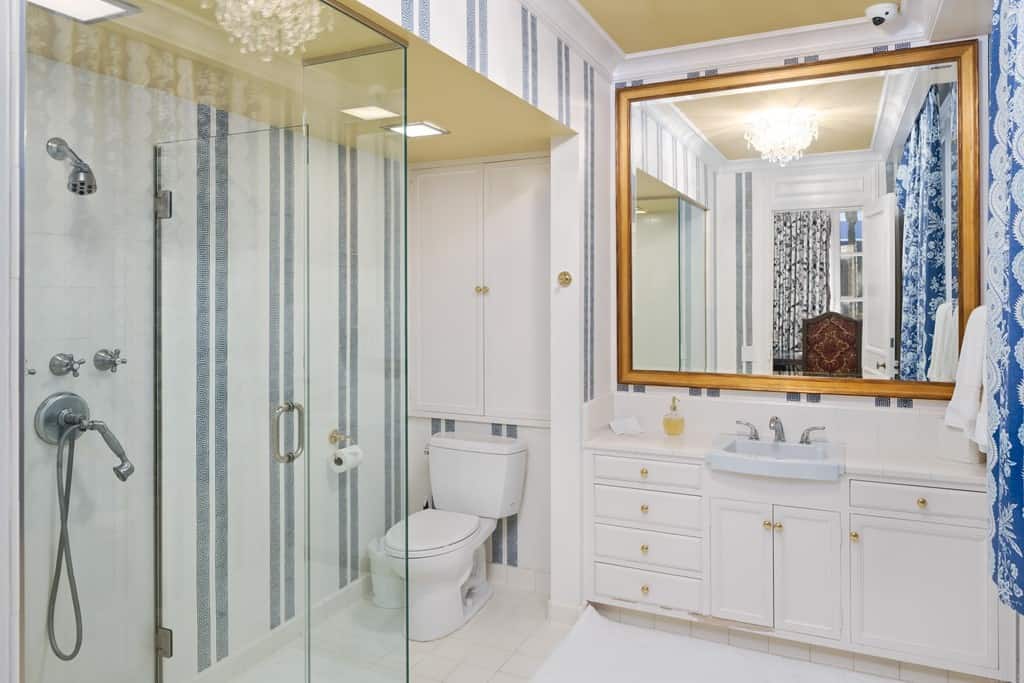 7007 Country Club Drive La Jolla CA 92037