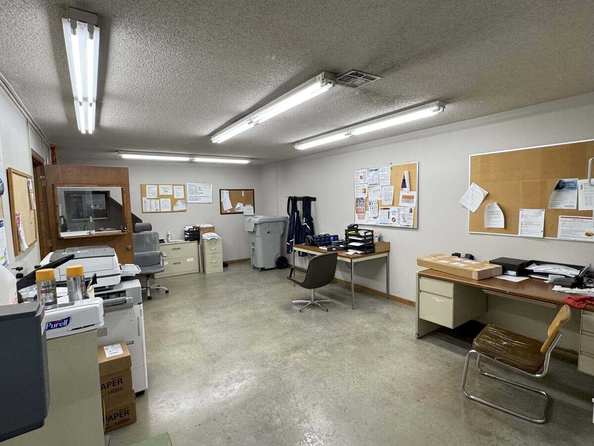 930 E 4th Hutchinson KS 67501