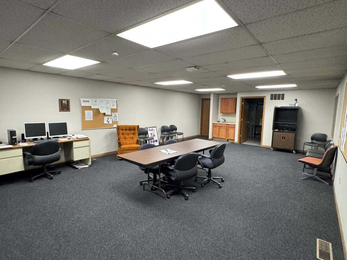 930 E 4th Hutchinson KS 67501