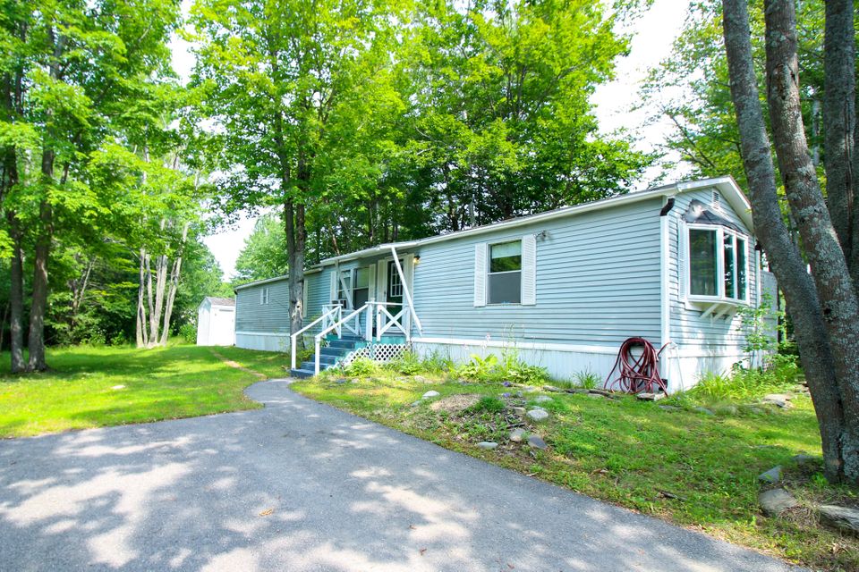 118 Birch Hill Estates Bangor ME 04401