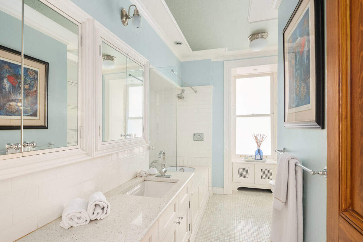 205 W 57th Street Unit 4b New York NY 10019