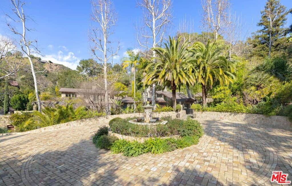 1492 Stone Canyon Road CA 90077