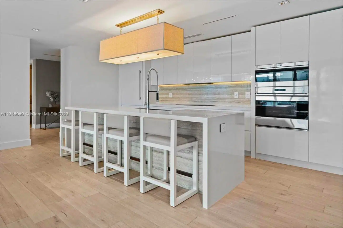 102 24th Street Miami Beach FL 33139