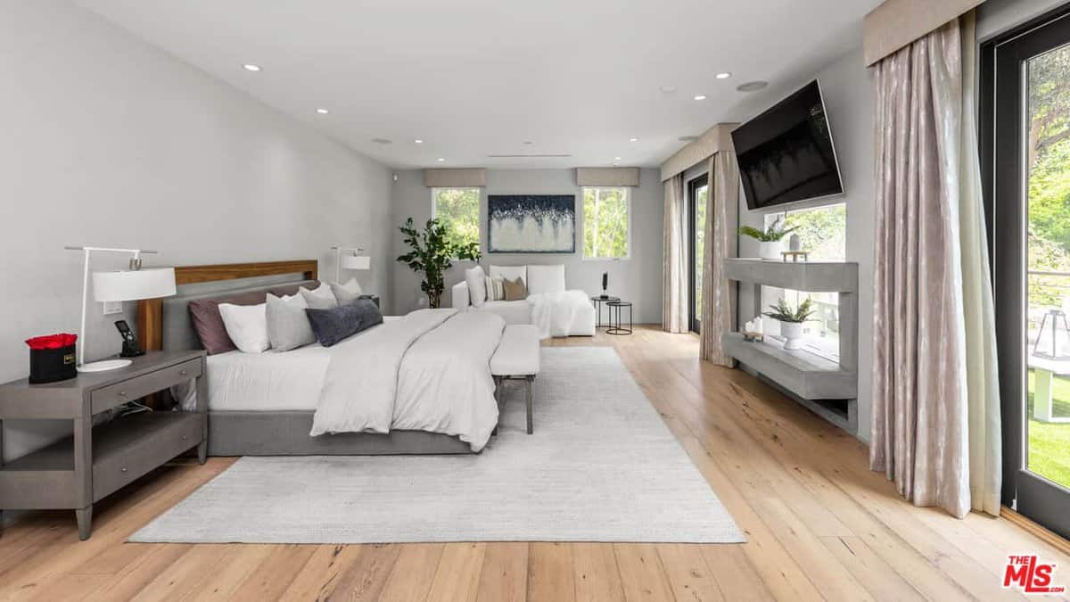1862 Laurel Canyon Boulevard Los Angeles CA 90046