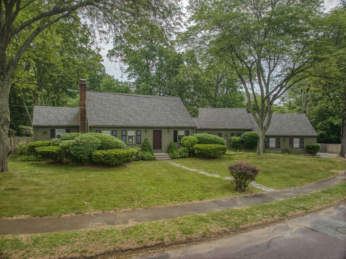 11 Avalon Road Reading MA 01867