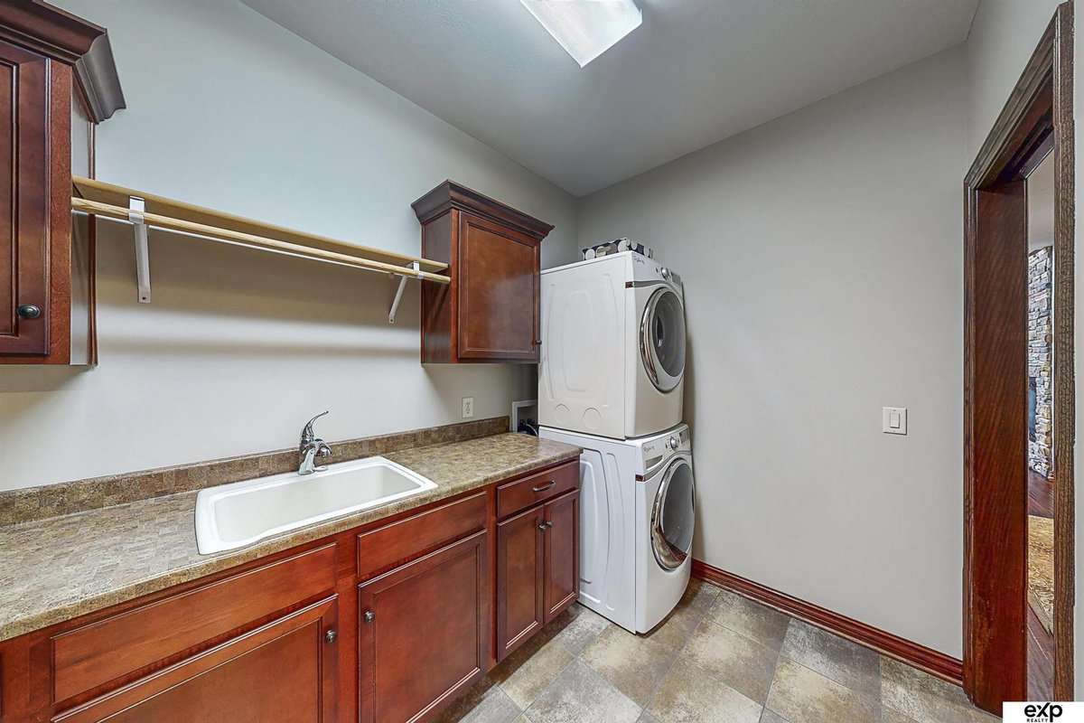 10710 S 168 Avenue Omaha NE 68136