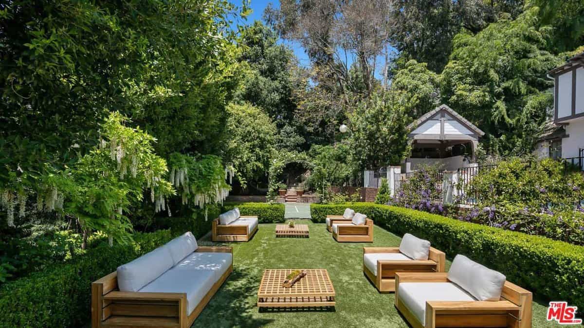 9541 Heather Road Beverly Hills CA 90210