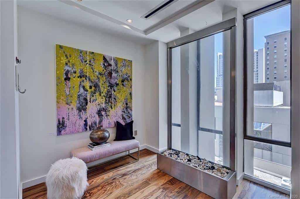 139 S Tryon Street Apt 5b Charlotte NC 28202