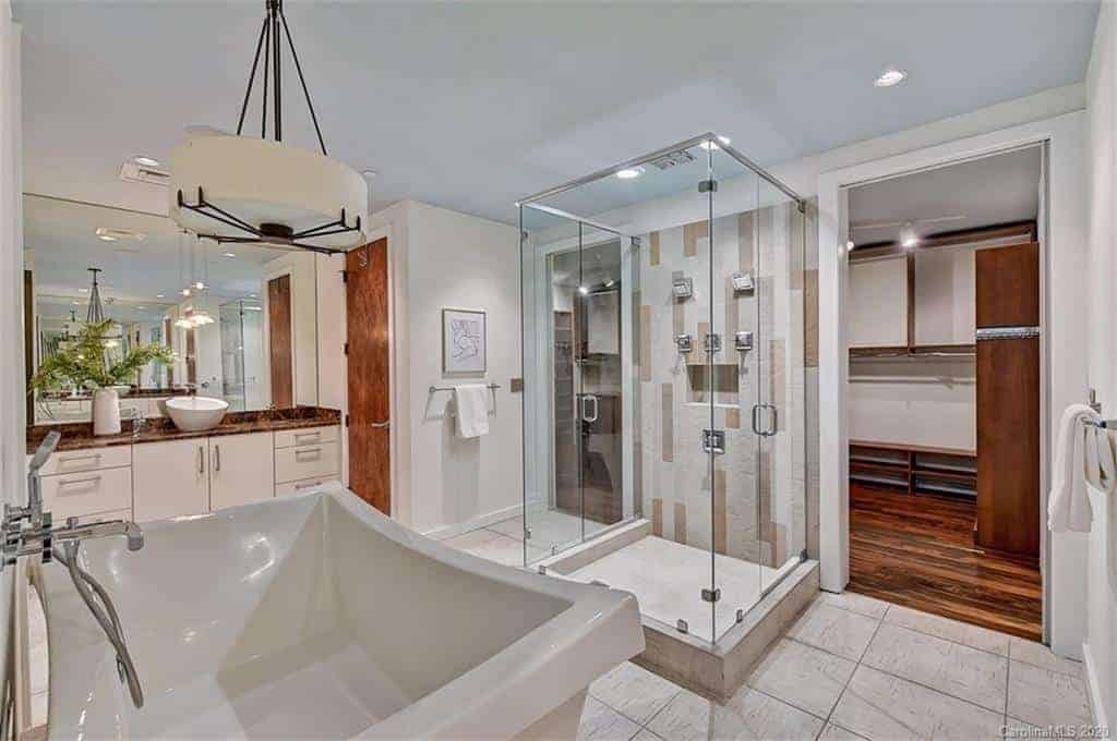 139 S Tryon Street Apt 5b Charlotte NC 28202