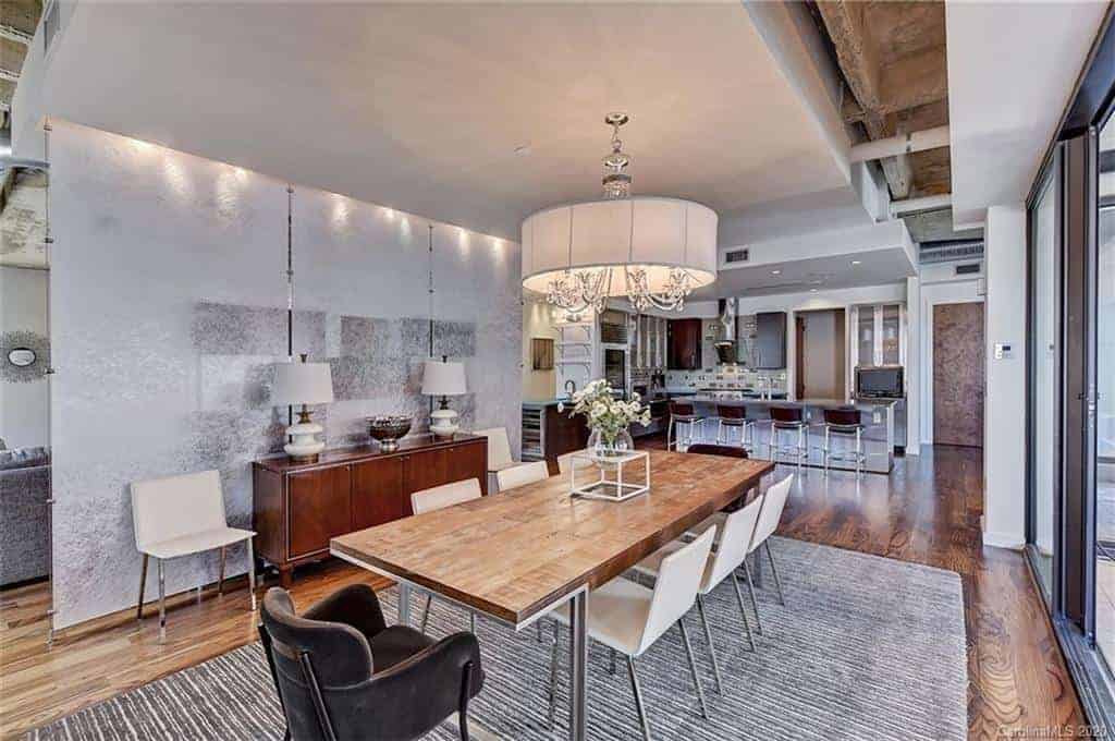 139 S Tryon Street Apt 5b Charlotte NC 28202