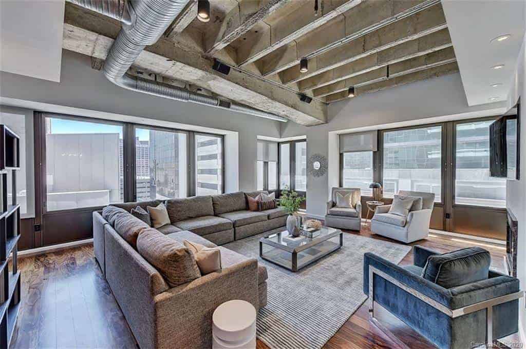 139 S Tryon Street Apt 5b Charlotte NC 28202