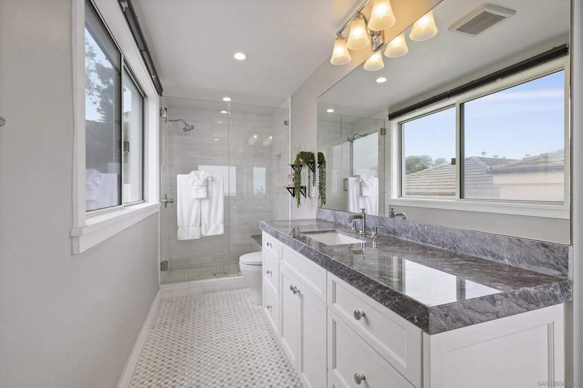 1624 Torrey Pines Road La Jolla CA 92037