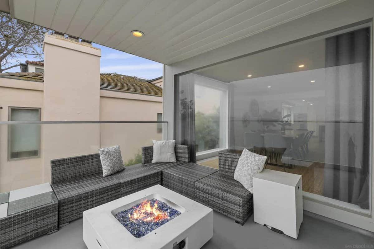 1624 Torrey Pines Road La Jolla CA 92037