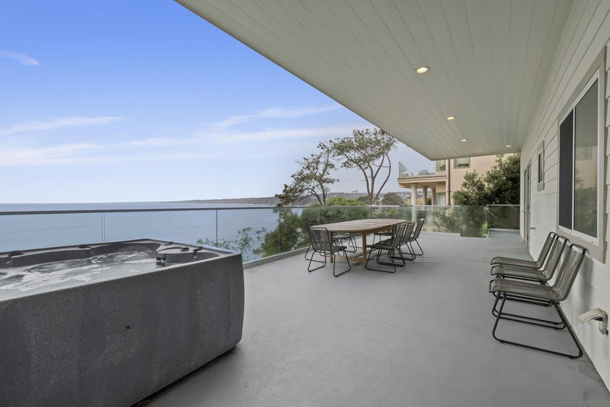 1624 Torrey Pines Road La Jolla CA 92037