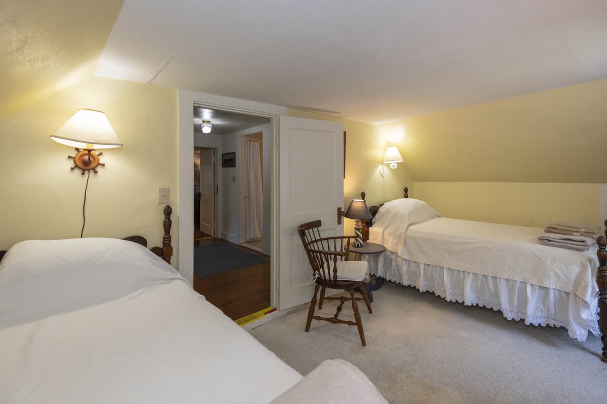 West Falmouth MA 02574