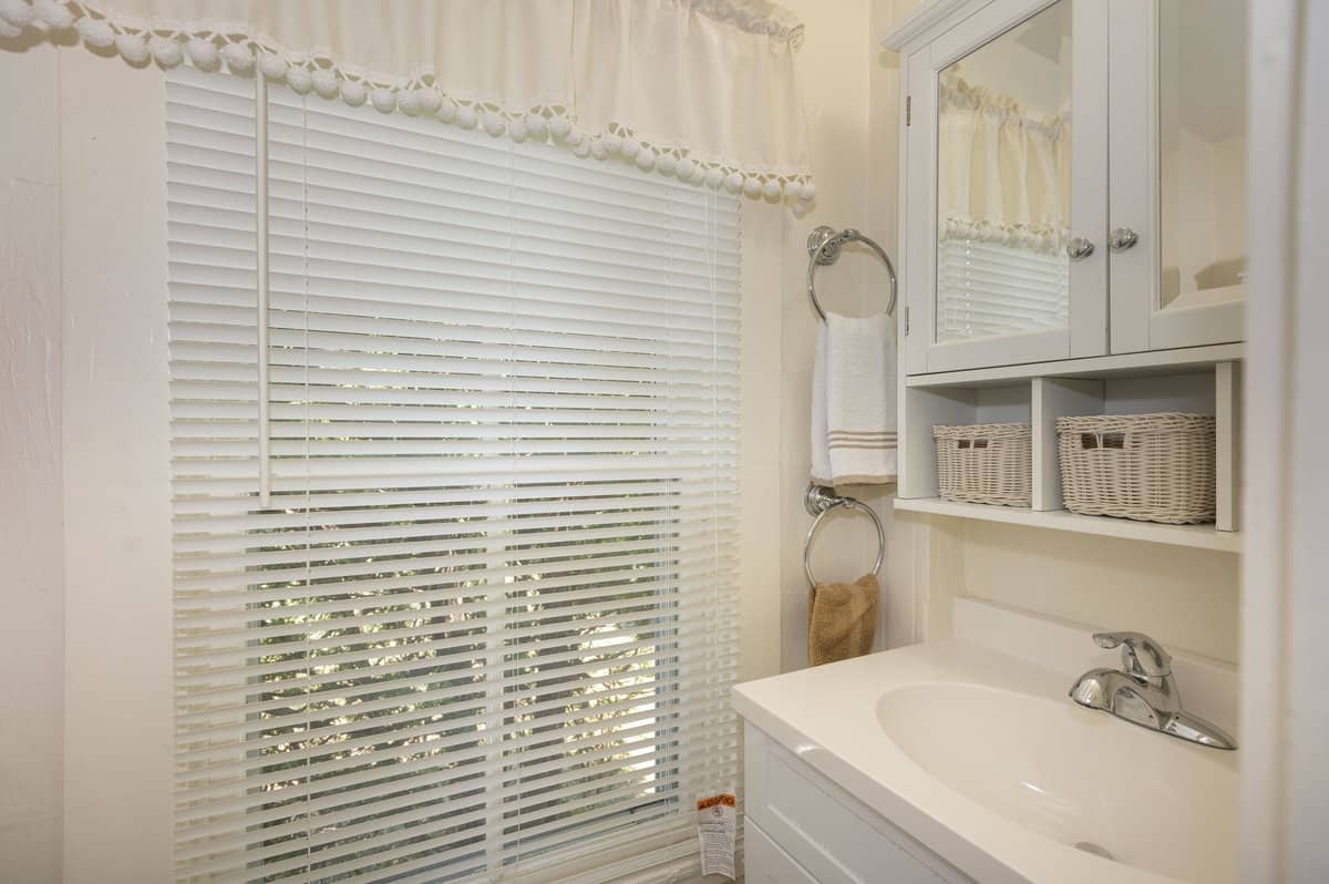 West Falmouth MA 02574