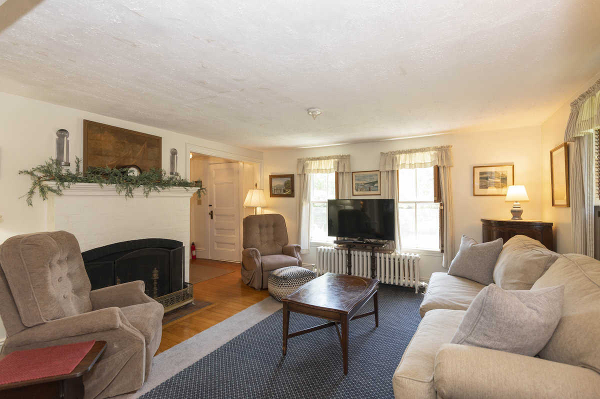 West Falmouth MA 02574