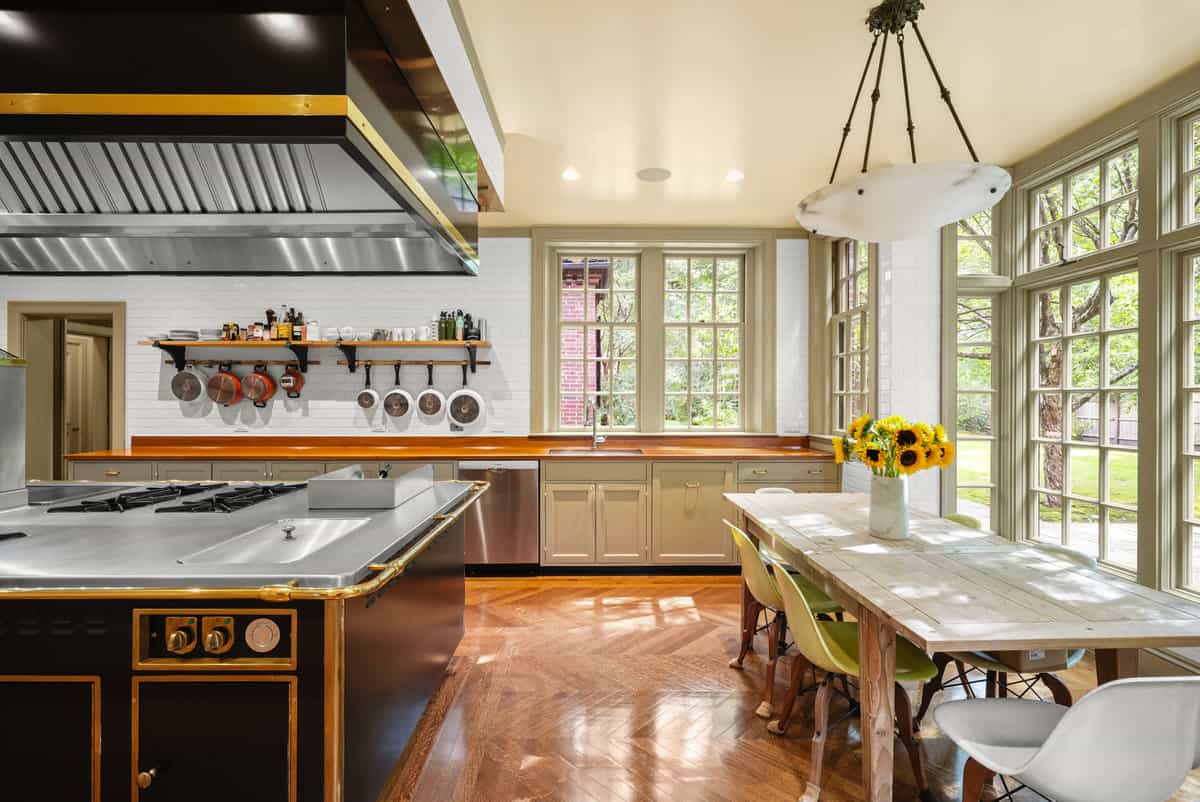 333 Lee Street, Brookline, MA 02445