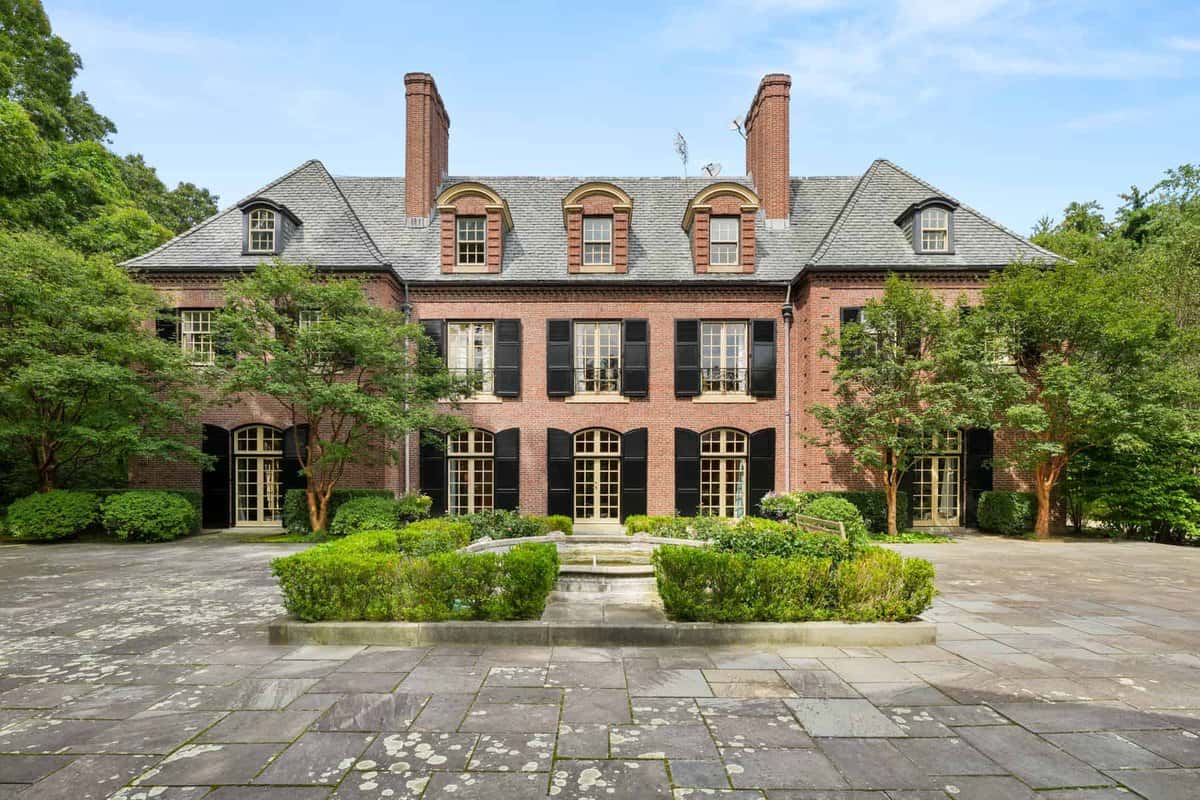 333 Lee Street, Brookline, MA 02445