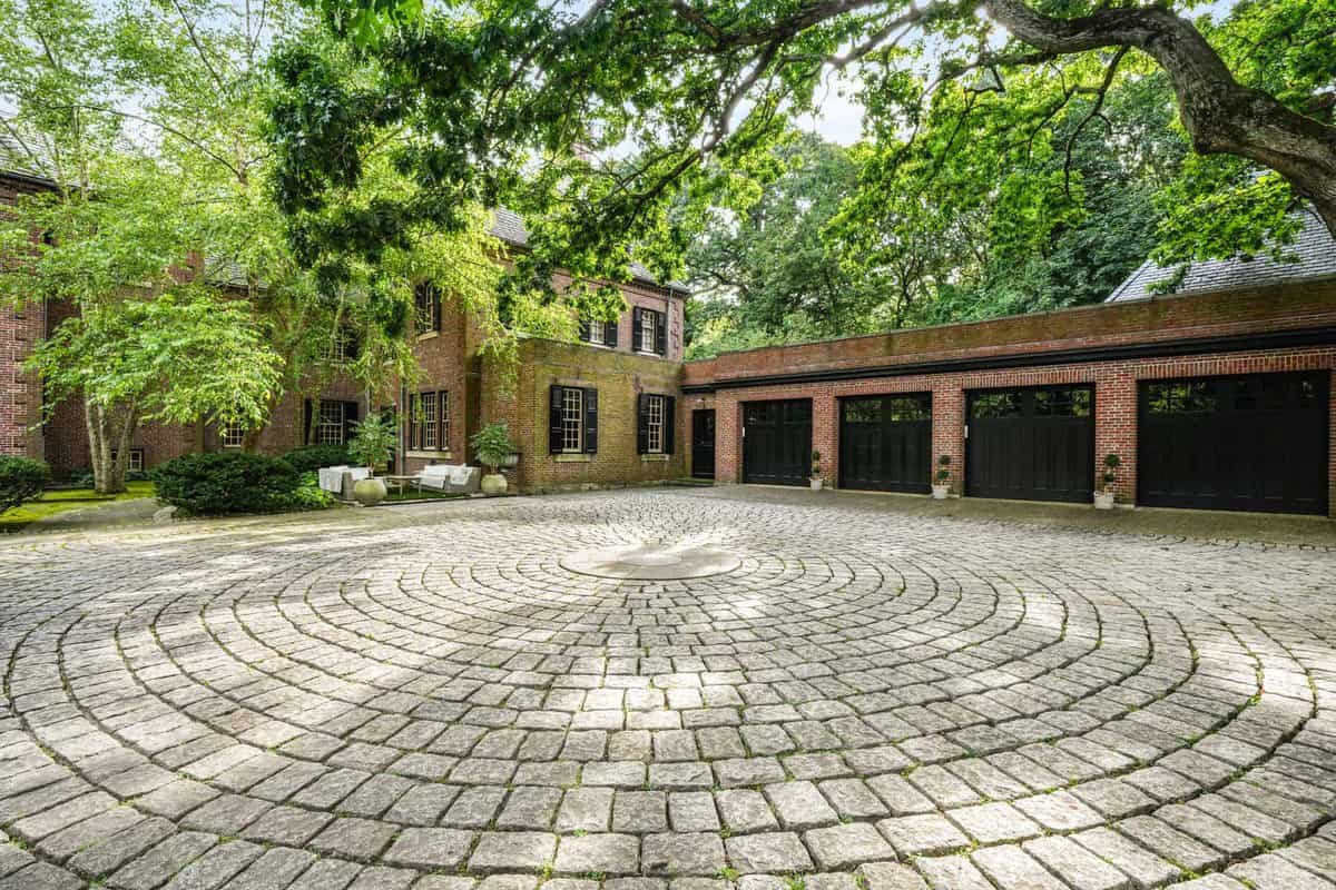 333 Lee Street, Brookline, MA 02445