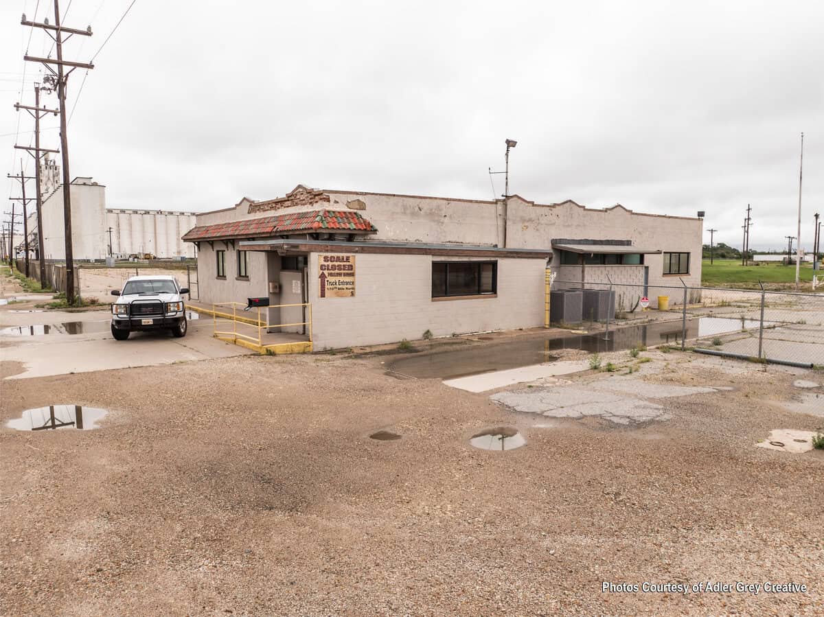 100 S Halstead Hutchinson KS 67501
