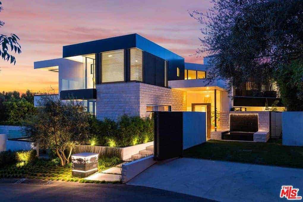9133 Oriole Way Los Angeles CA 90069