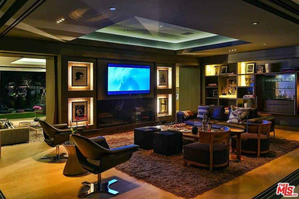 9133 Oriole Way Los Angeles CA 90069