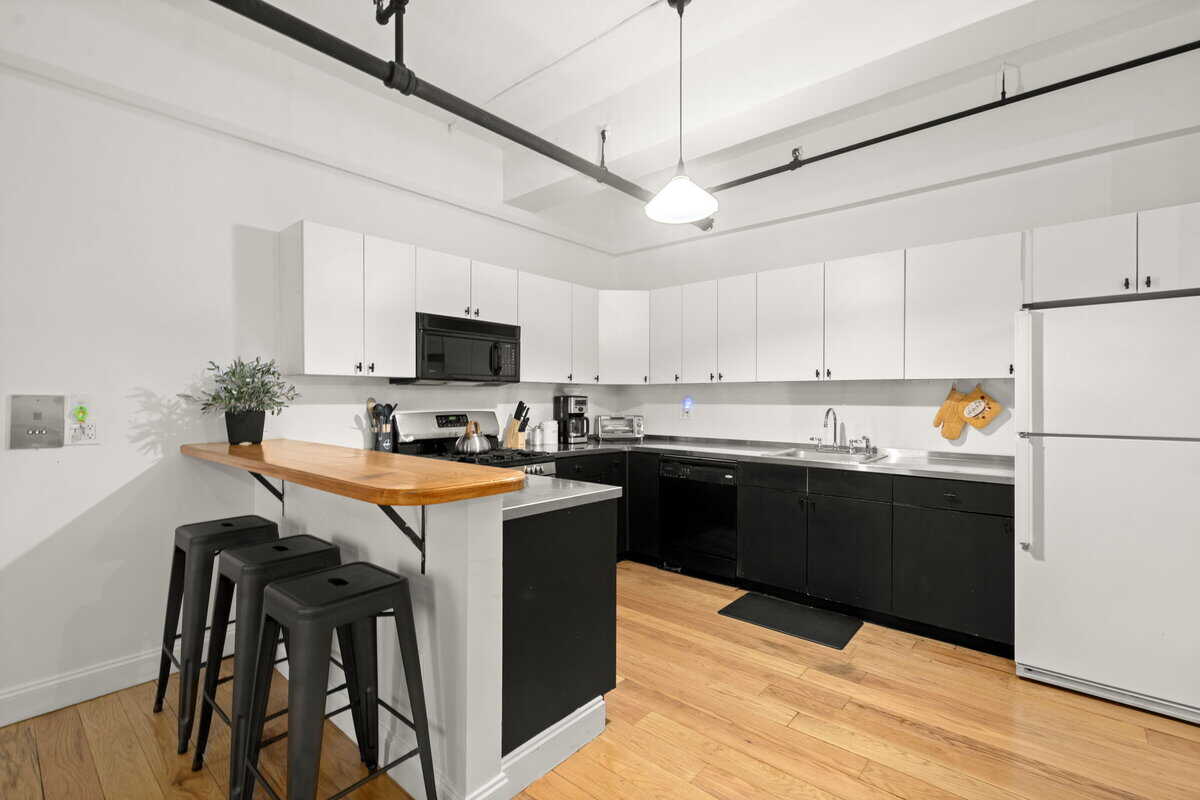 19 Stanhope Street Boston MA 02116