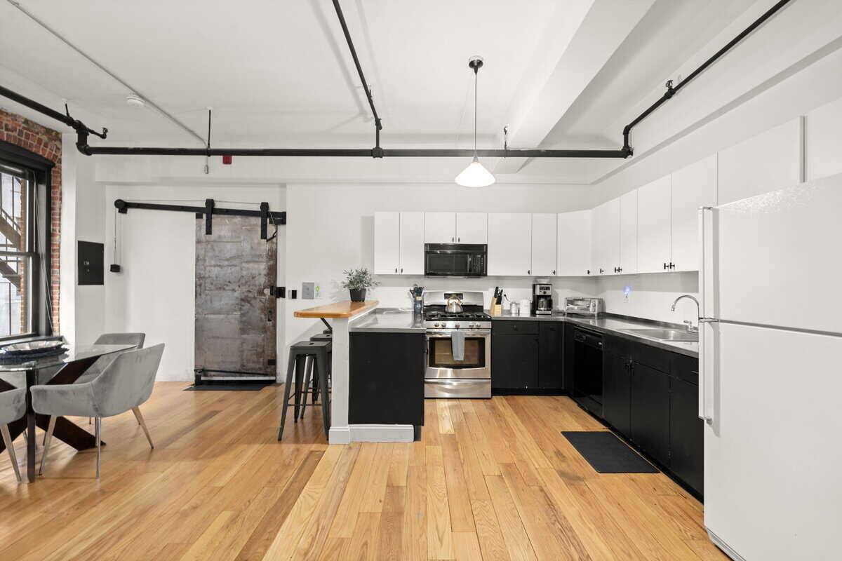 19 Stanhope Street Boston MA 02116