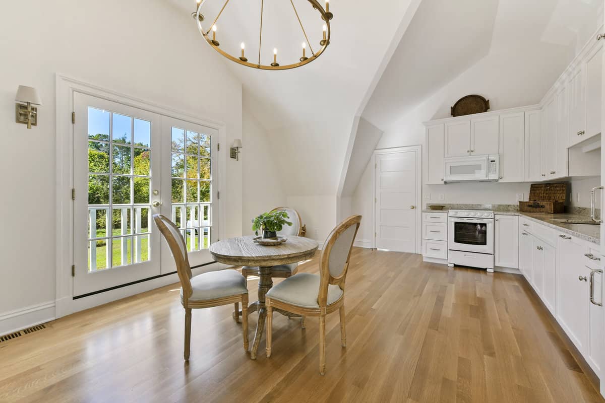 1452 Canton Avenue, Milton, MA 02186