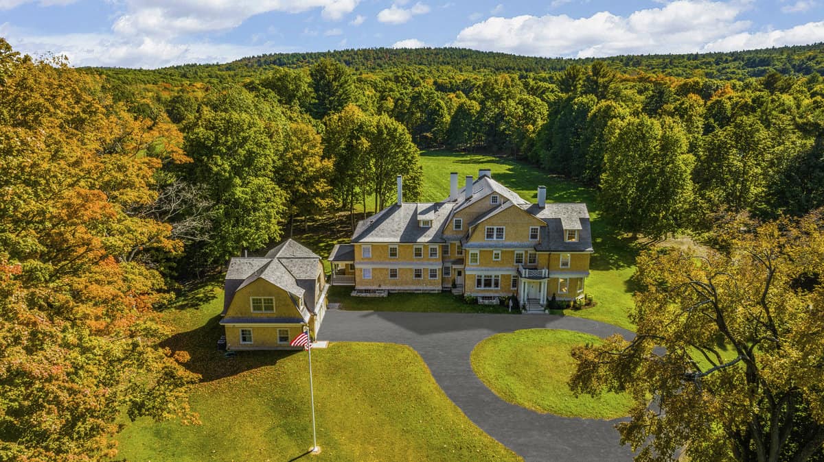 1452 Canton Avenue, Milton, MA 02186