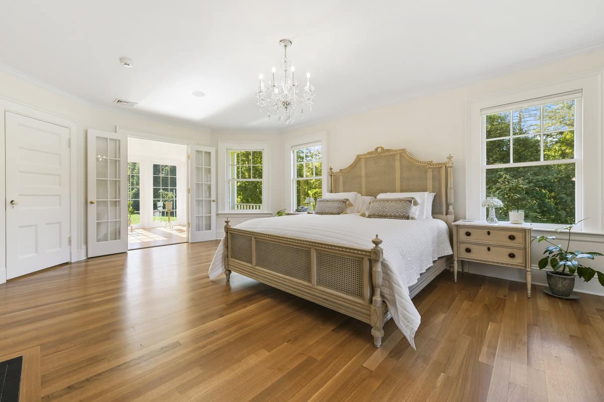 1452 Canton Avenue, Milton, MA 02186