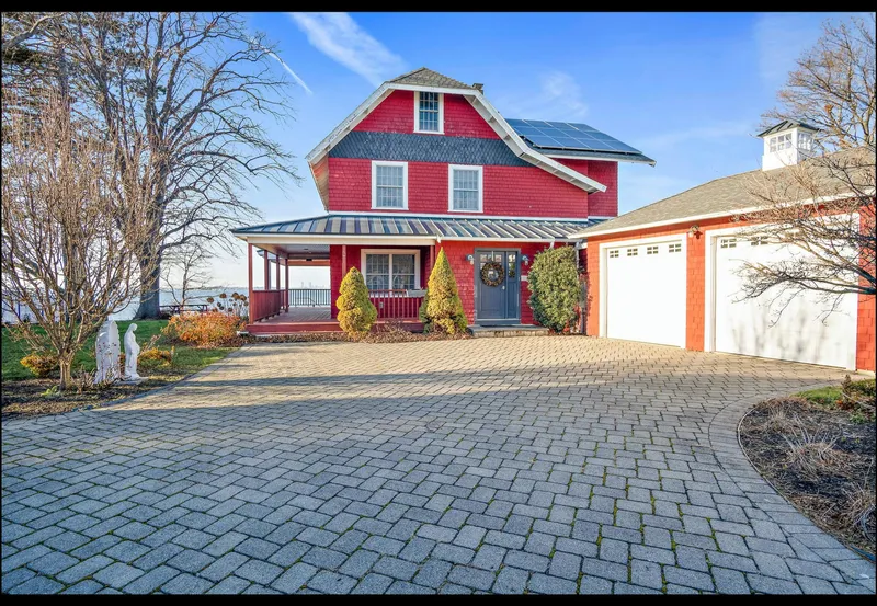 20 Bay View Avenue Quincy MA