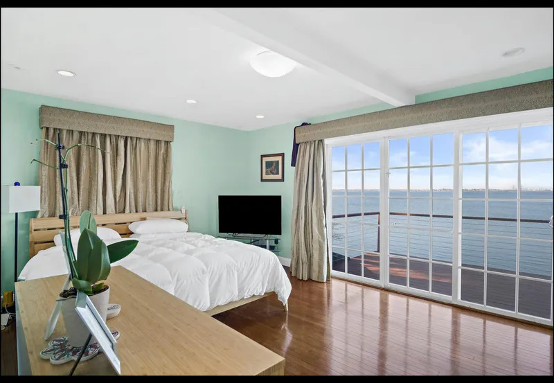 20 Bay View Avenue Quincy MA