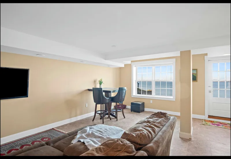 20 Bay View Avenue Quincy MA