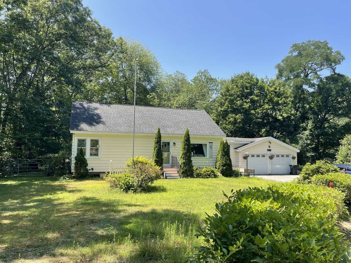 Amesbury MA, 84 Fern Avenue