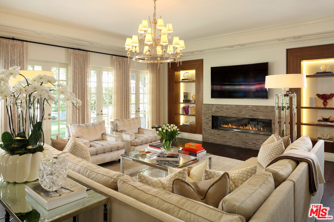 1156 San Ysidro Drive Beverly Hills 90210