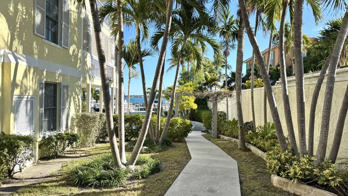 Cloister Drive New Providence Paradise Island BS