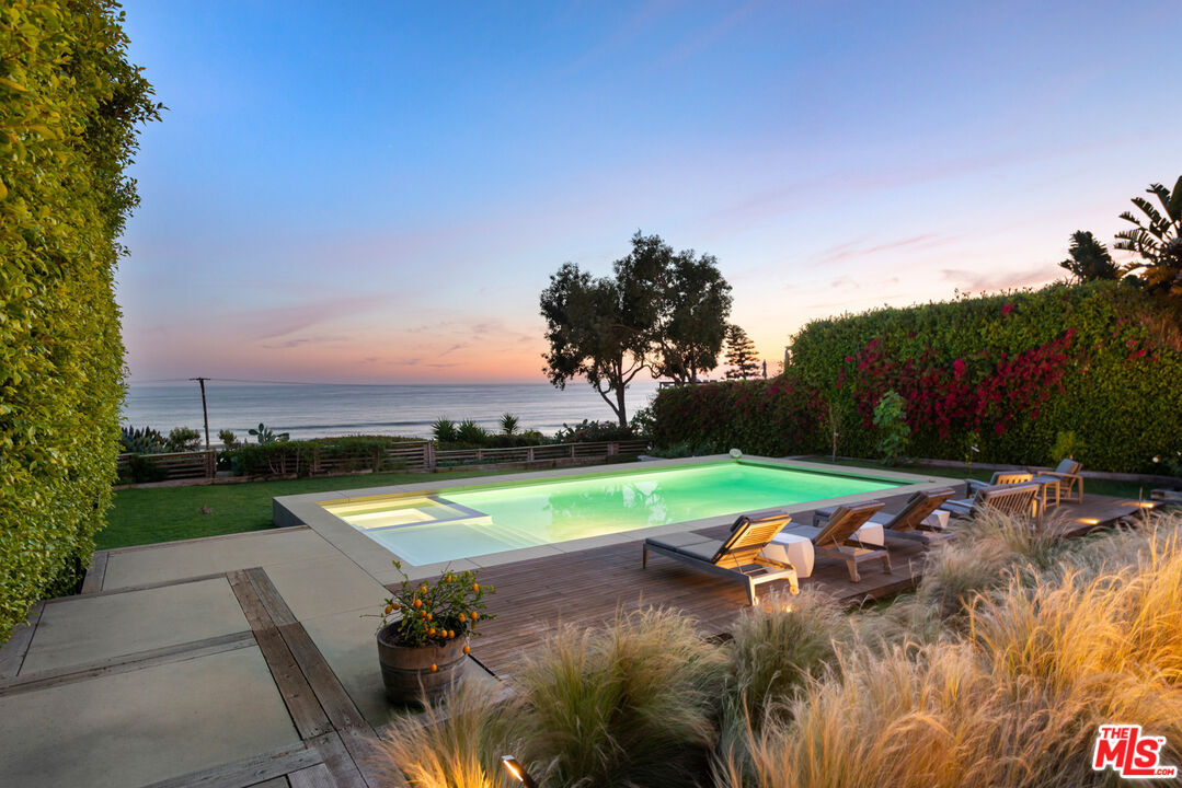 6453 Guernsey Avenue Malibu CA 90265