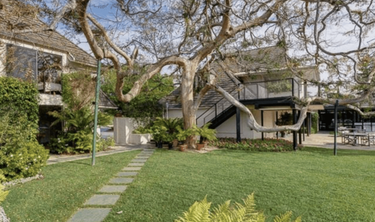 Bob Hope's Former La Estate North Hollywood CA 91602